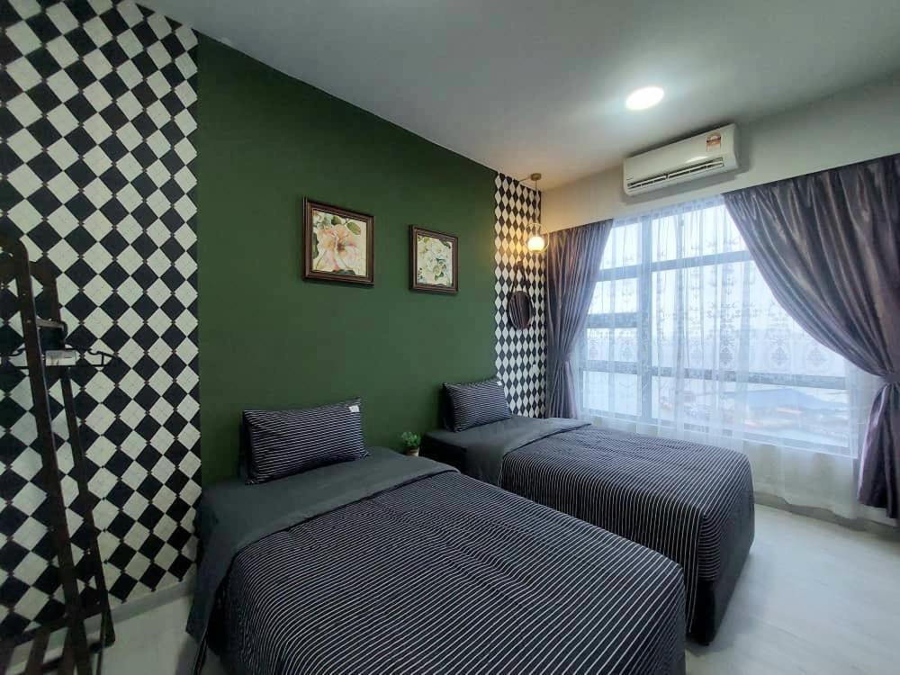 J'Stay Seaview Suite Jesselton Quay Кота-Кінабалу Екстер'єр фото